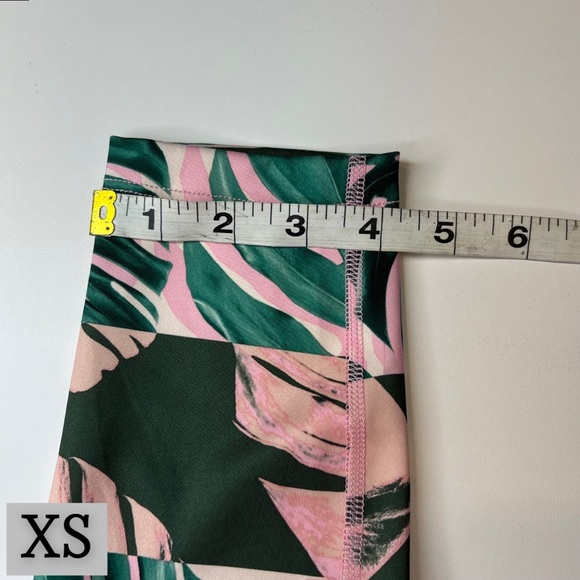 NIKE Pink & Green Palm Leaf Pattern Leggings, High Waisted, Multiple Sizes, NWT! - Picture 9 of 13